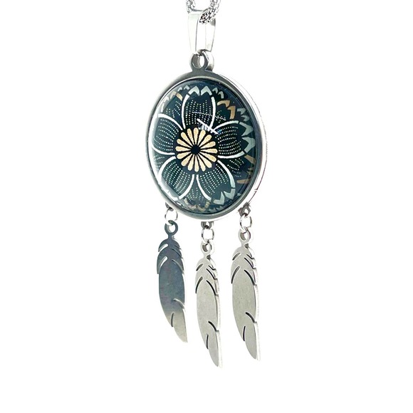 Dreamy Daisy Feather Dreamcatcher Necklace - Picture 6 of 11